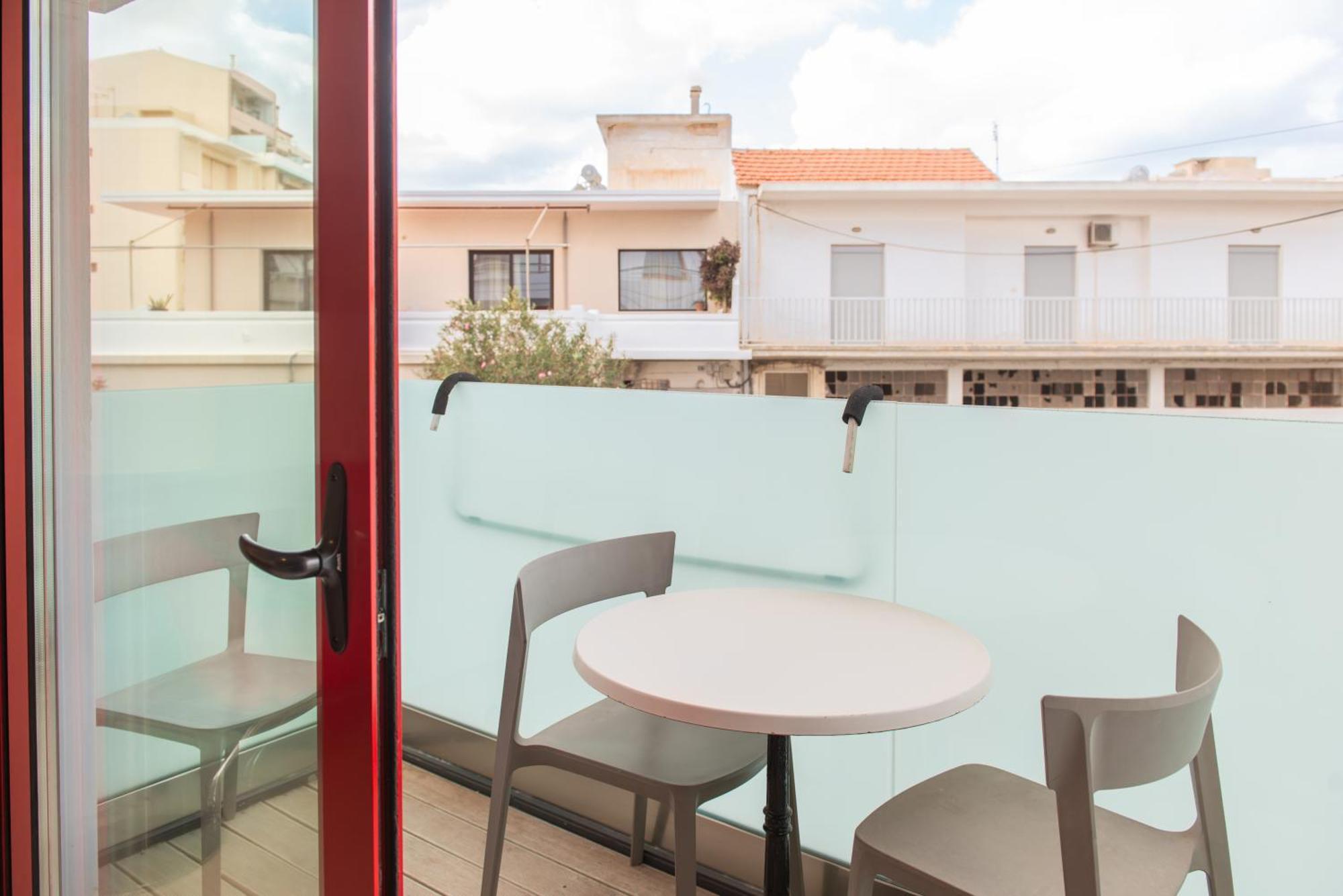 Stefan'S Seafront Apartment Ханя Екстериор снимка