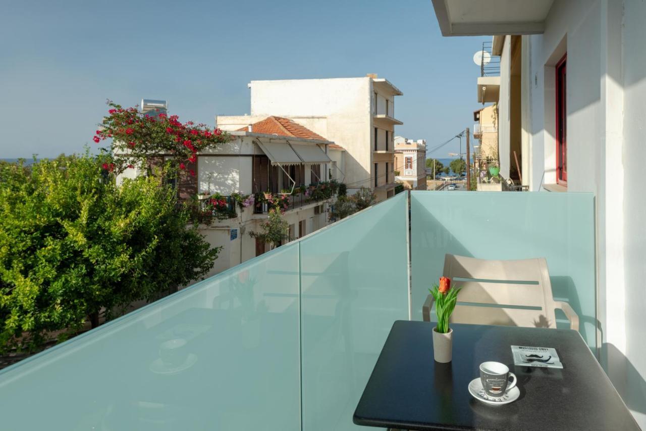 Stefan'S Seafront Apartment Ханя Екстериор снимка